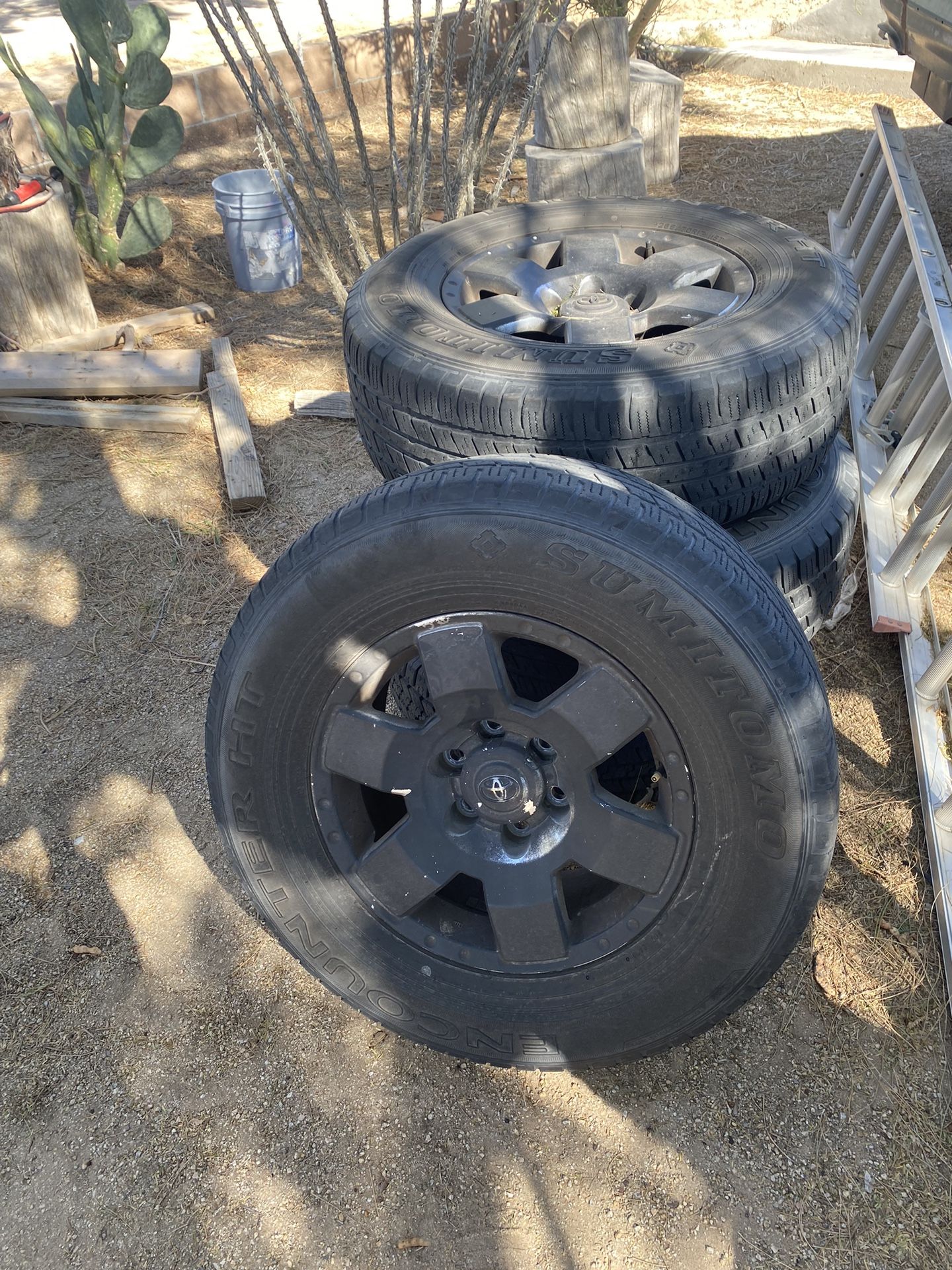 Toyota Wheels + Tires FJ  4Runner  Pickups  17”