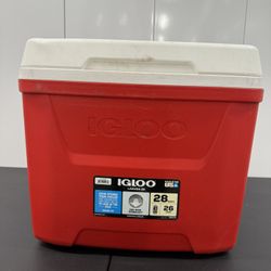 Igloo Updated Laguna 28Qt, 26L Hard Sided Ice Chest Cooler, Insulated, Portable for Beach, Camping, Picnics, Fishing, Boating, Barbecues in Red/White,