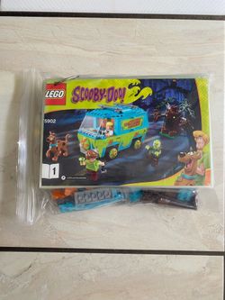 LEGO Scooby-Doo Mystery Machine 75902 100% Complete Set