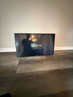Samsung HD Smart LED TV – 32”