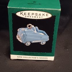 HALLMARK ORNAMENT