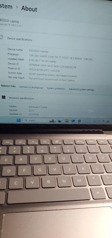 Dell Inspiron 14"  2 on 1 touches screen Intel Core i5  