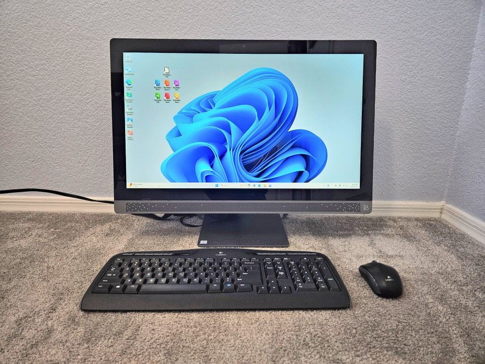HP All In One computer.
Windows 11. Wireless Keyboard And Mouse. Excellent Condition 