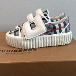 Burberry Pale Blue Checks