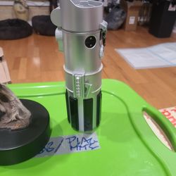 Disney Parks LIGHTSABER Light-Up and Sound Water Bottle Star Wars 