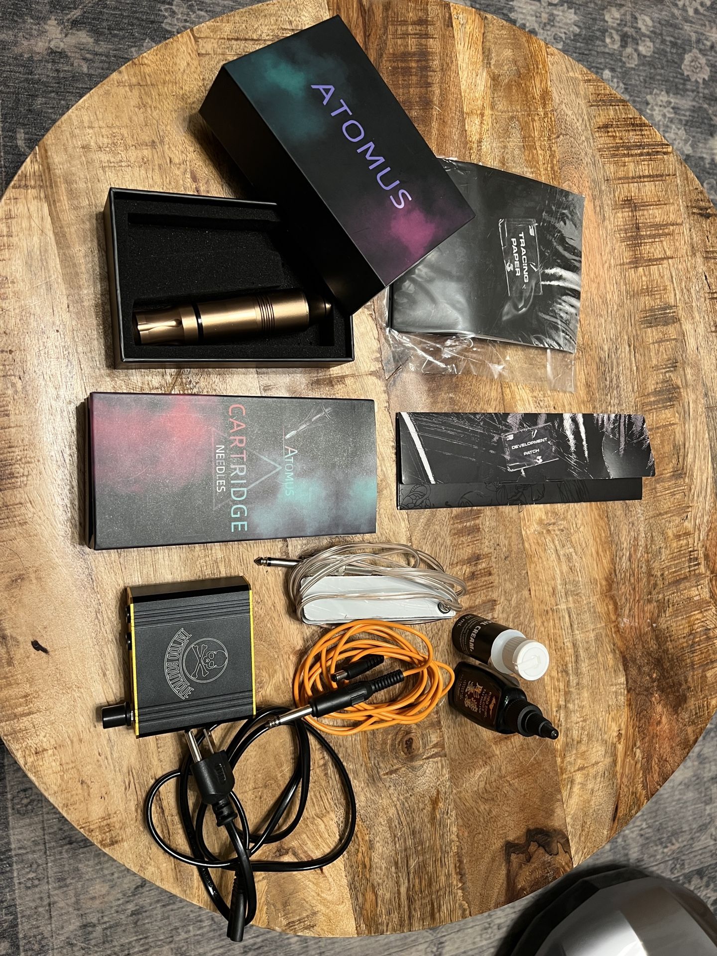 Used Atomus Tattoo Beginner Kit with Rotary Pen, Power Supply, 17 Mixed Cartridge Needles