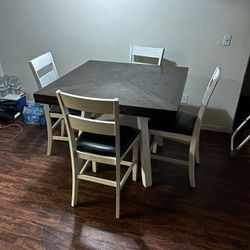 4-Person Dining Table Set – Must Sell by This Week!