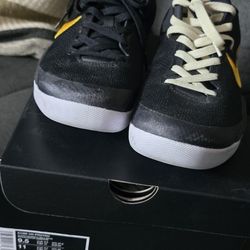 Kobe 8 Protro Lakers Away