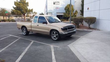Toyota Tacoma GTO Headlight Covers