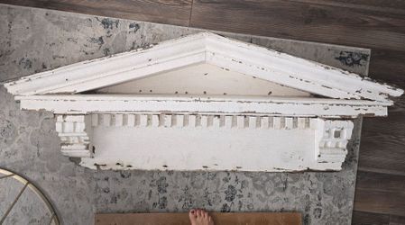 Antique pedement