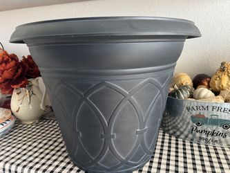 Sleek Dark Grey Planter/Pot NEW