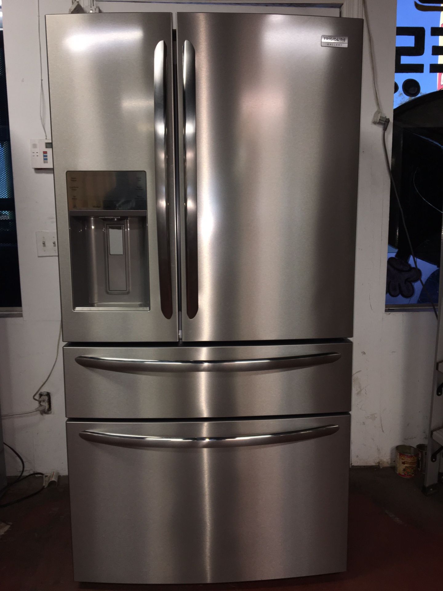 2020 FRIGIDAIRE GALLERY STAINLESS STEEL FRECH DOOR REFRIGERATOR