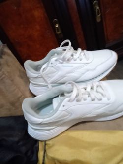 Men's leather Rebox CLASSIC Running shoes size 8 1/2