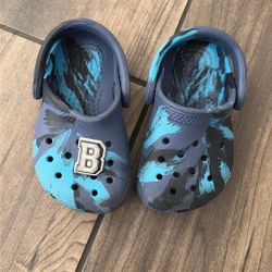 Size 5 Toddler Crocs