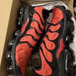 Nike Air Vapormax Plus University Red Shoes