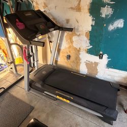 Golds Gym Treadmill