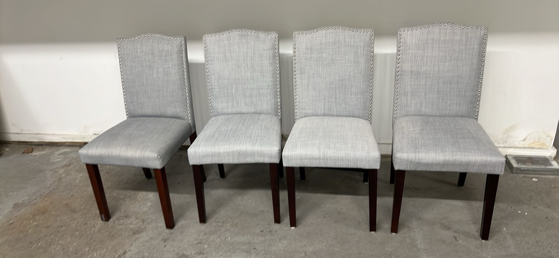 Like New 4 Dining Chairs