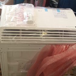 Air Condition Window Unit 223 BTU