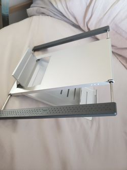 Goldtouch laptop stand