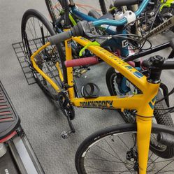 Diamondback Century 2 Road Bike Like New