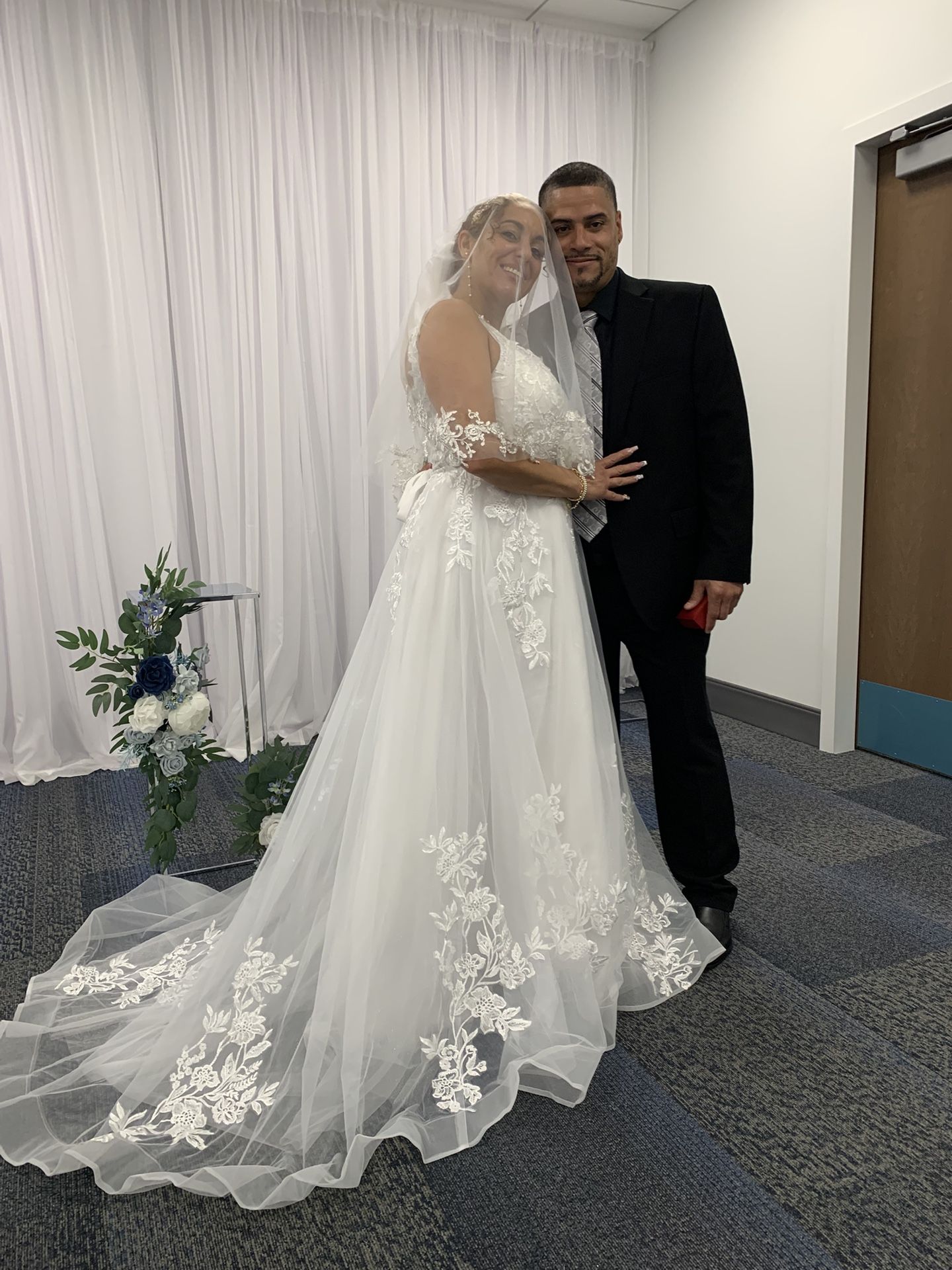 Wedding Dress And Veil Only $300 