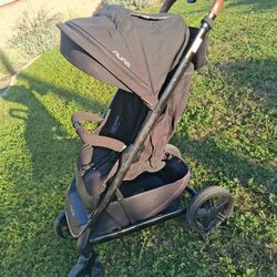 NUNA Stroller 