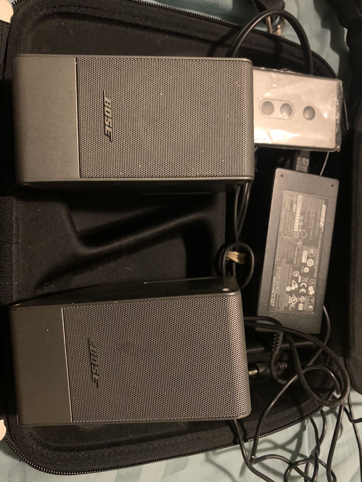 Bose Computer MusicMonitor Speakers with Remote and Carrying Case