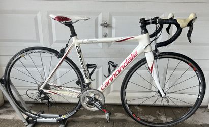 Cannondale SuperSix Road Bike 🚴♀️Size 51CM Ultegra component Frame All Carbon Fiber MOVING
