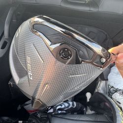 Taylormade Qi35 Driver