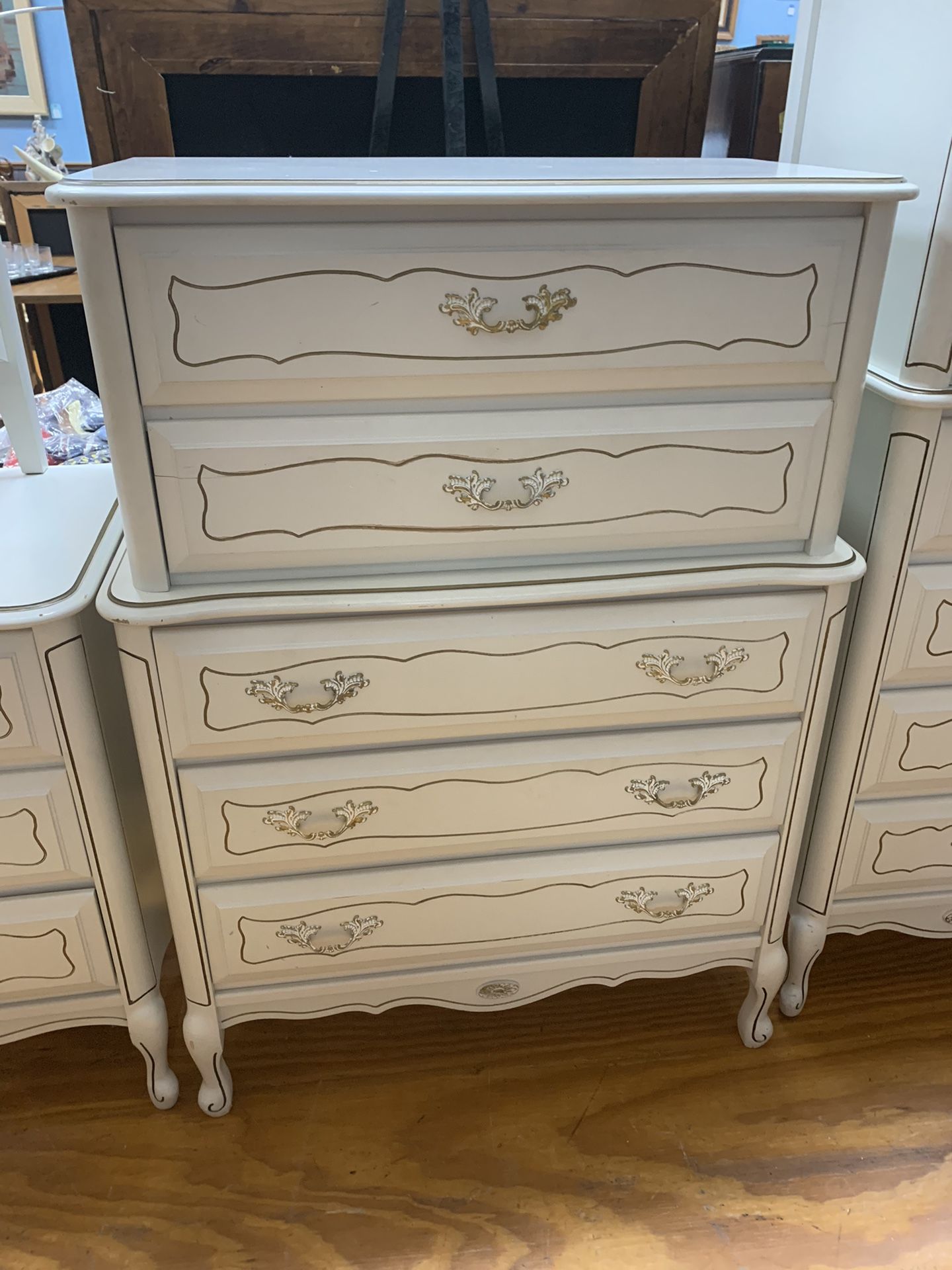 French Provincial Chest Of Drawers Dresser