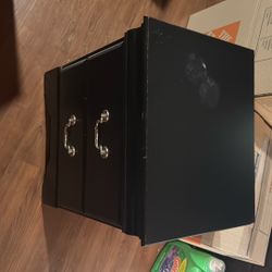 Nightstand/ End Table 