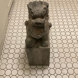 Foo Dog Statue 