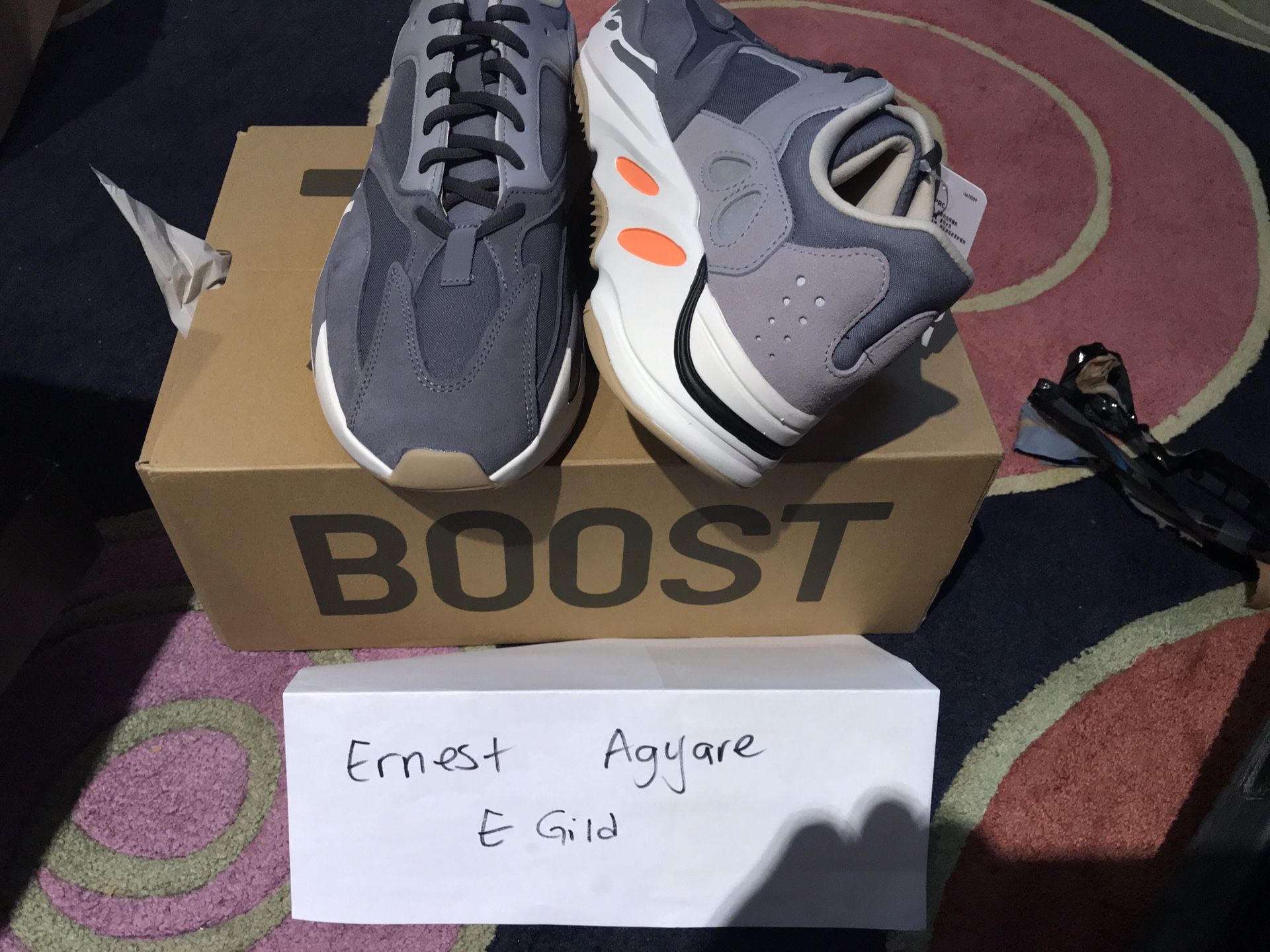 Adidas YEEZY boost 700 magnet brand new with receipt sz.11