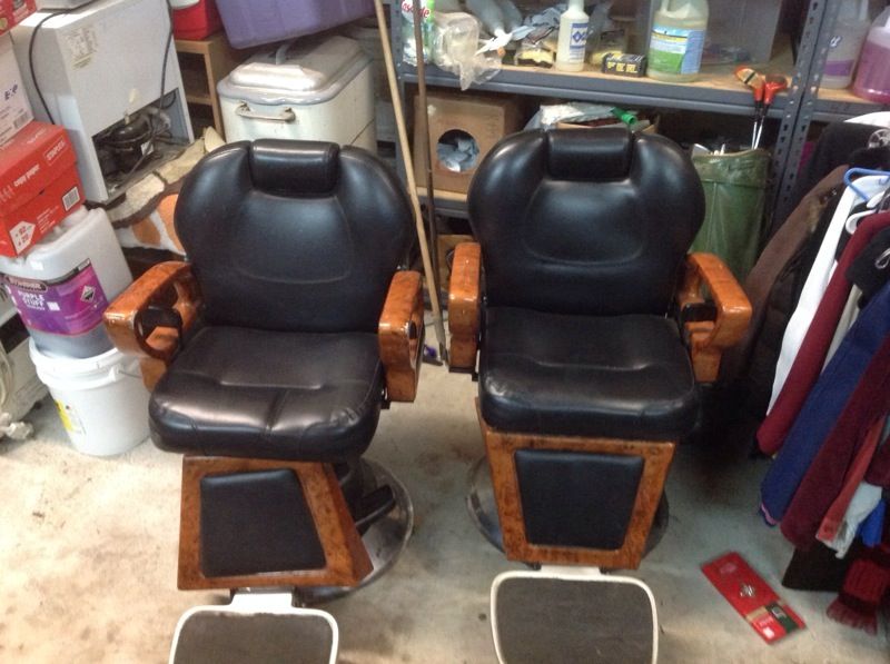 Barber chairs (Brelian)