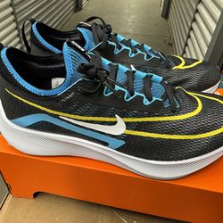 Nike Zoom Fly 4 sz 11, 12, or 13