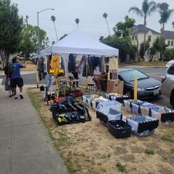 Multi Family Sidewalk sale Koreatown (Koreatown