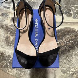 Stuart Weitzman NearlyNude heels in black suede (size 38.5 / US 8)