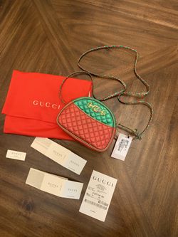 NWT Gucci GG logo Shoulder Bag Crossbody bag