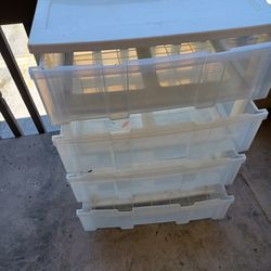 Storage plastic box