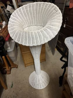 Tall Vintage White Wicker Plant Stand – 45”