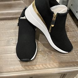 Women’s DKNY Shoes