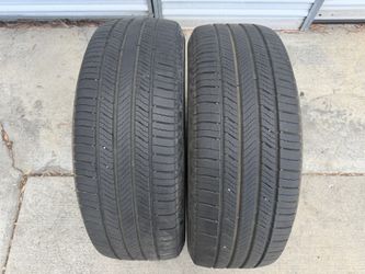 2 Michelin Tires 225/60/17