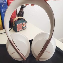 Bose Noise Canceling Wireless Headphones 700