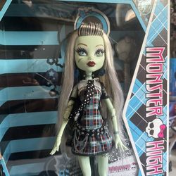 Monster High Doll Frankie Stein G1