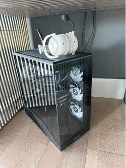 PC w/ Ryzen 7800X3D, RTX 4070. Including all gear