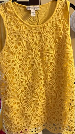 Studio West Yellow Crochet Lace Tank Top - Size M
