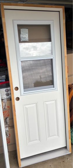 Pre hung door
