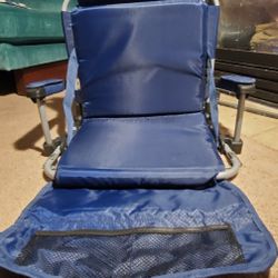 Stadium seat