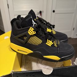 Air Jordan 4 