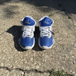 Kyrie Infinity Game Royal 